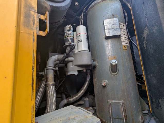 58826649 (9)
